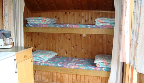 Cottage, (excl. Linen) Shared Bathroom - 4 people