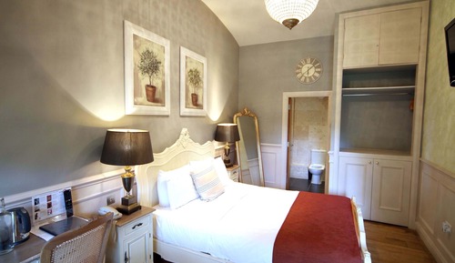 Standard Double Room, Accessible, Garden View (Disabled Access)