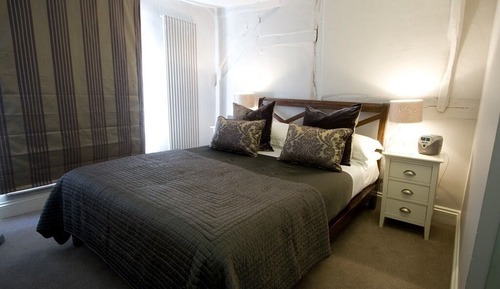 Basic Double Room, Ensuite