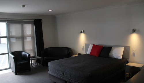 One Bedroom Apartment