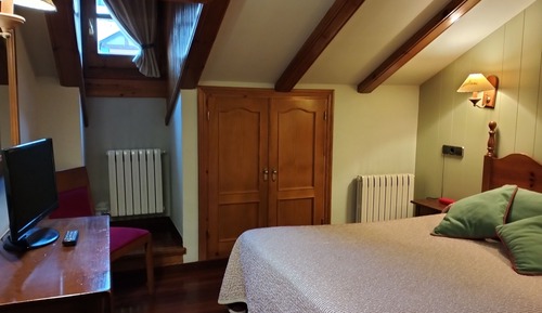 Double Room 1 bed Attic Exterior