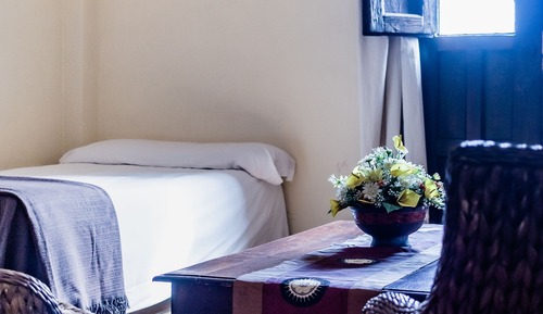 Deluxe Studio Suite