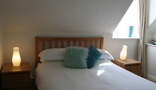 Economy Double Room, Ensuite