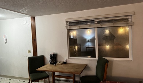 Family Studio, Kitchenette