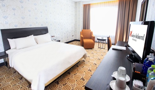 Grand Deluxe King room