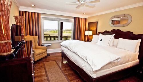 Room (Overlook West)