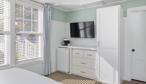 Room, 1 Queen Bed (Tides)