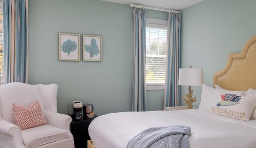 Room, 1 Queen Bed, Mobility Accessible (Tides)
