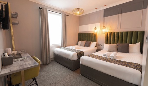 Standard Quadruple Room