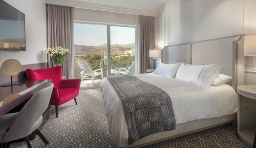 Luxury Suite, 1 King Bed with Sofa bed, Balcony