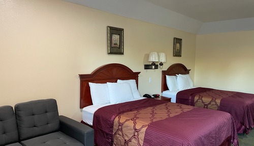 Standard Studio Suite, 2 Queen Beds