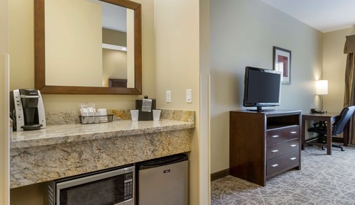 Suite, Multiple Beds, Accessible, Refrigerator & Microwave (with Sofabed)