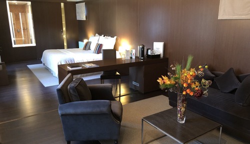 Suite with Spa Bath