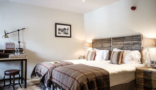 Comfy King or Twin Room