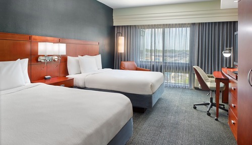 Room, 2 Queen Beds, Hearing Accessible