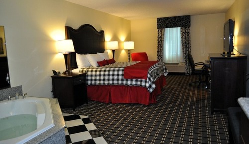 Room, 1 King Bed, Non Smoking, Jetted Tub