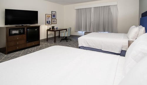 Room, 2 Queen Beds, Accessible, Non Smoking