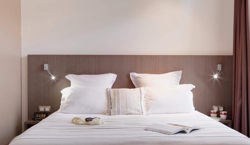 Superior Room, Harbor View