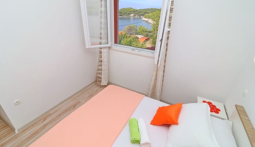 House (Two Bedroom Apartment with Terrace)
