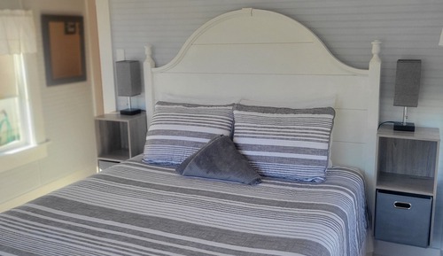 Standard Double Room, Ensuite (Cottage 03)