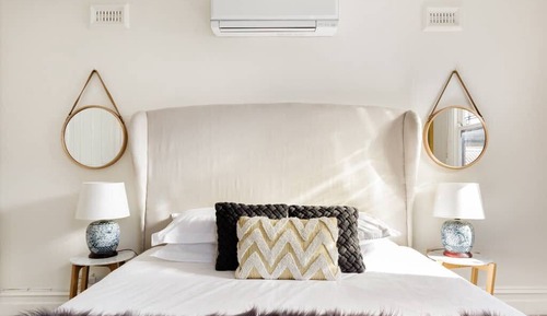 Luxury House, 5 Bedrooms, Kitchen, Courtyard Area