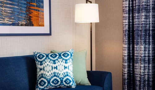 Premium Room, Accessible (2Queen&SofaBed,WaterView,RollinShower)