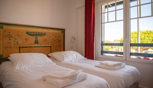 Family Apartment, Ensuite, Partial Sea View (Tourlinguet - 4.6pers)