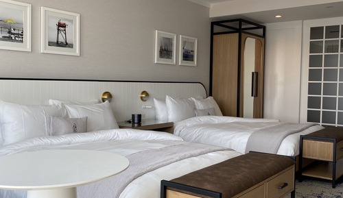 Room, 2 Queen Beds, City View