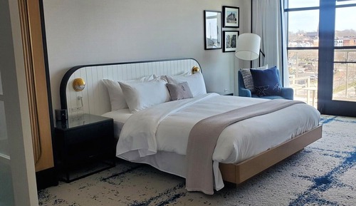 Room, 1 King Bed, Marina View, Accessible