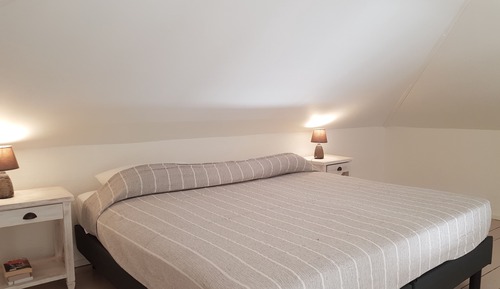 BUNGALOW MEZZANINE 6