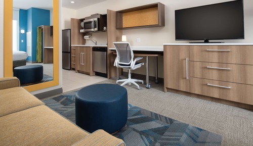 Studio, 2 Queen Beds, Accessible (Hearing)