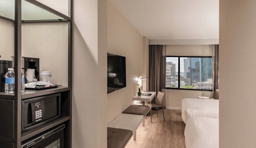 Room, 2 Queen Beds, Hearing Accessible