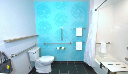 Standard Room, 2 Queen Beds, Bathtub