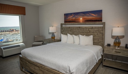Suite, 1 King Bed, Non Smoking
