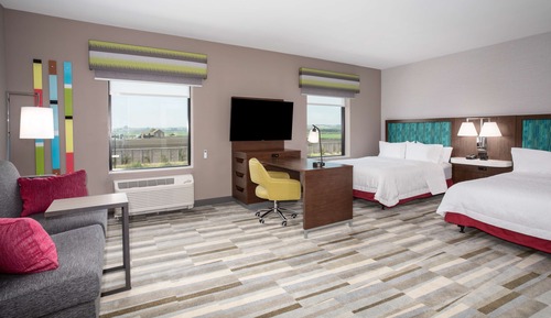 Studio, 2 Queen Beds, Accessible, Bathtub