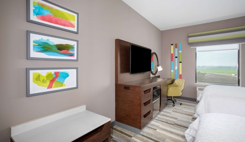 Room, 2 Queen Beds, Refrigerator & Microwave