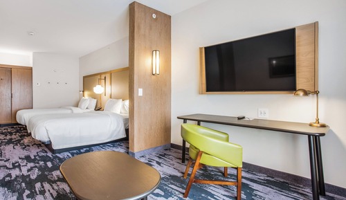 Suite, Multiple Beds, Hearing Accessible