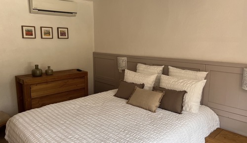 Double Room, Ensuite, Courtyard View (MAIA)