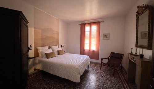 Suite, Ensuite, Pool View (SIRIUS)