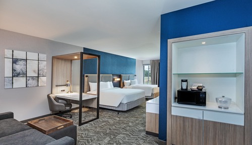 Suite, Multiple Beds
