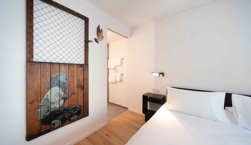 Design Studio, Garden View