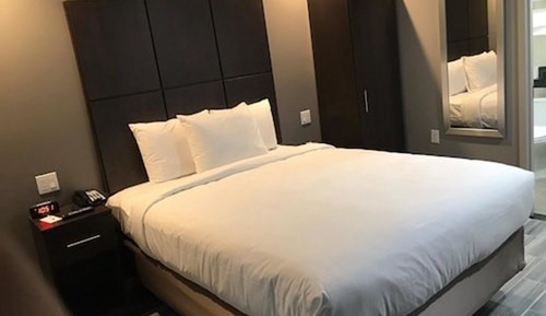 Standard Room, 1 Queen Bed, Non Smoking