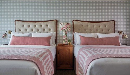 Junior Suite, 2 Queen Beds, Bathtub