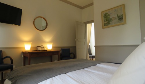 Double Room (Ivoire)