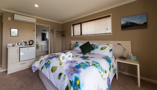 Double Room, 1 Queen Bed, Accessible, Ensuite