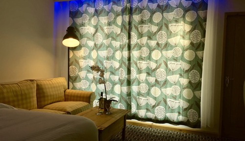 Deluxe Room, 1 King Bed, Balcony, Lake View