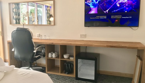 Deluxe Twin Room, 2 Double Beds, Balcony, Lake View