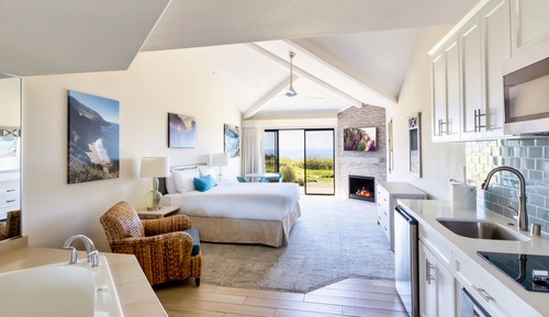 Studio, 1 King Bed, Jetted Tub, Partial Ocean View (Spa Studio Partial Ocean View)