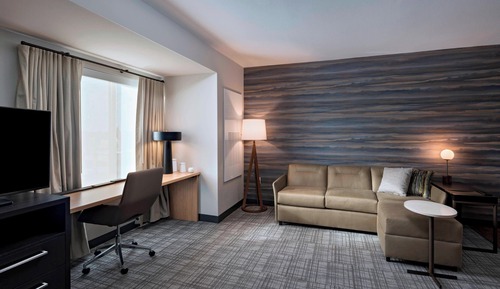 Studio, 1 King Bed (Hearing Accessible)