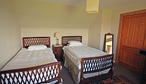 Twin Room, Shared Bathroom